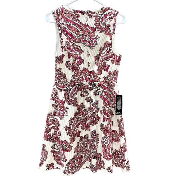 The Limited Fit Flare White Pink Paisley Sleeveless Dress NEW 2 - Picture 4 of 7